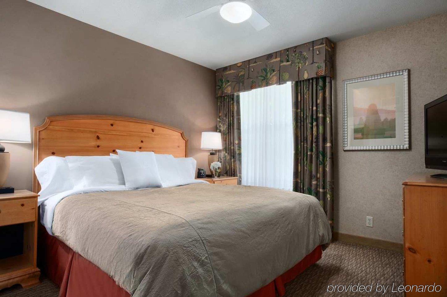 Homewood Suites By Hilton Indianapolis At The Crossing Room photo